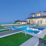 Villa Private